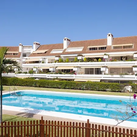 With Private Garden Apartment *